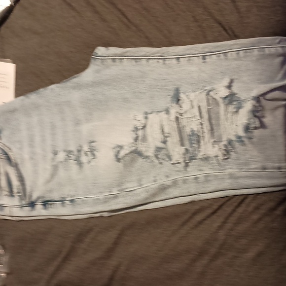 Risen Jeans - Picture 3 of 4